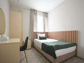 Отель Mirum Hotel