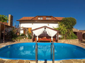 Отель Гостиный Двор B&B