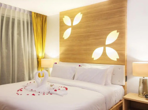 Отель Clarion Patong Beach