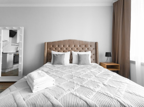 Апартаменты Lalapart Gray stone на 30 этаже небоскреба Савеловский Сити