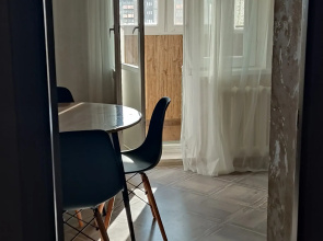 Khoroshaya Flat