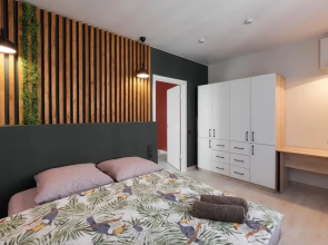 9 Bolnichnaya, 8 Apartments