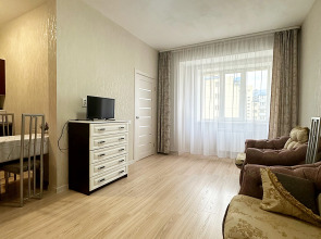 Квартира Двухкомнатная квартира на Радужном