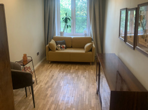 Апартаменты квартира с видом в центре Петергофа