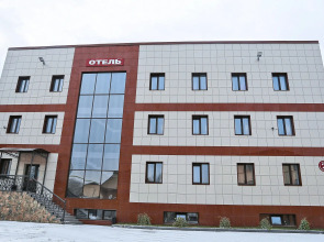 Отель Антураж