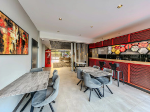 Intercity Airport Hotel