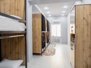 Хостел Safarov's Family Hostel