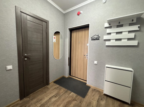 Квартира BestHome Двухкомнатная семейная в центре