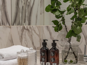 Квартира в центре с Хbox и парковкой в ЖК бизнес класса рядом с метро Бауманская