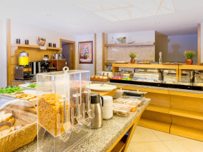 Отель Levent Istanbul