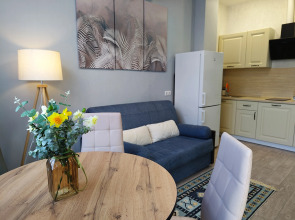 Апартаменты со спальней и кухней, открытый балкон, вид на горы Жить в Горах