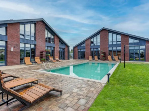 Коттеджи Река-Река