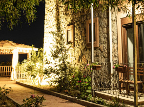 Casa Di Pietra Kabak Hotel