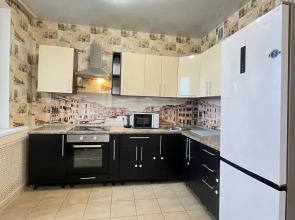 Апартаменты Уютные 3-комнатные на Июльских Днях 1к1