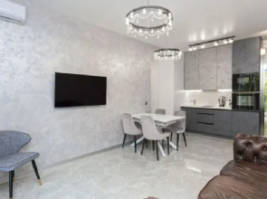 Tryokhkomnatnye na Bobruyskoy 21 Apartments