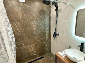 Квартира Стильная двушка в центре Казани