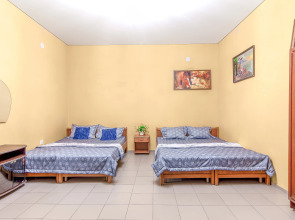 Частный дом с огороженной территорией от посторонних глаз