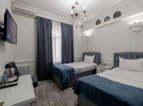 Отель Billuri Sitora