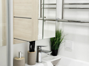 Квартира Светлая с Новым Ремонтом и Кондиционером в Центре у Метро