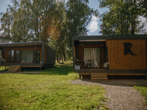 Отель Карлен