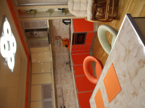 Апартаменты Веселая студия "Оранжевое настроение"