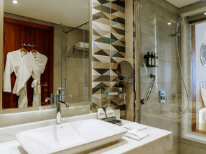 Sunrise Remal Beach Resort