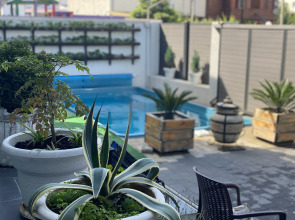 Гостевой Дом Five-story с бассейном