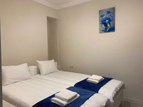 Мини-отель Cultural Crossing Hotel