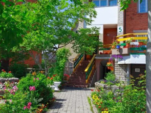 U Bashni Guest House