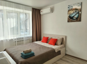 Апартаменты Уютная студия возле ЖД вокзала