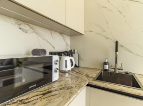 Апартаменты на Родионова 136 Б 3