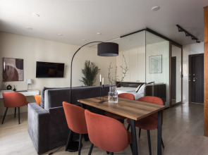 Апартаменты  на 18 Этаже Hugge Place