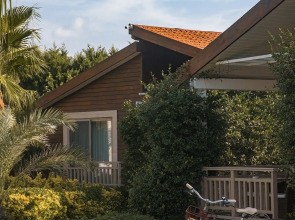 Отель Kimera Lounge