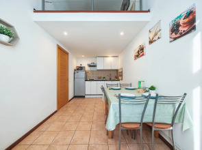 Апартаменты Невский 18 Николь и Мишель