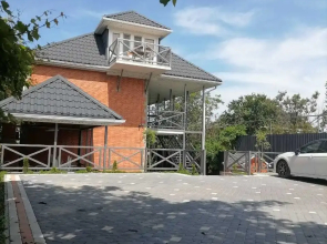 Triumph Guest House