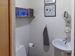 Квартира старинная мебель в лучах солнца