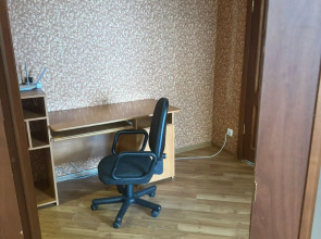 Апартаменты Мориса Тореза 79-38