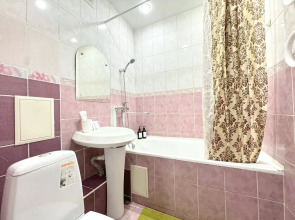 Квартира однокомнатная в центре на Островского рядом с МВД и ГорСадом