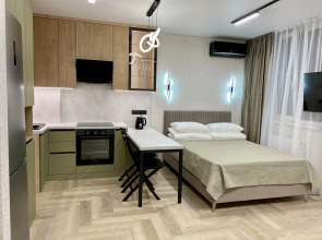 Квартира Стильная студия у площади Ленина