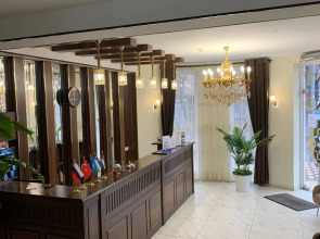 Отель Orient Grand