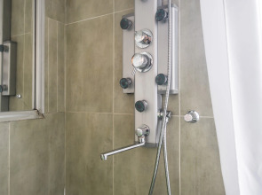 Квартира GM Apartments Четверка в Доме на Набережной у Кремля