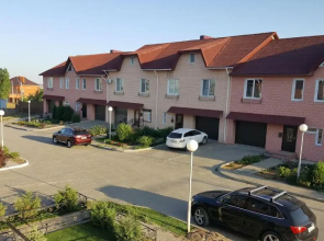 Na Metallurgov Guest House