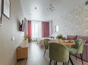 Апартаменты Просторная студия в центре на ул. Горького 23а Сова-Дом