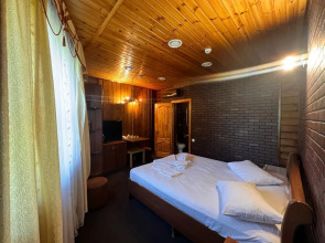 Отель Николаевский