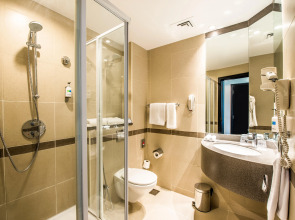 Holiday Inn Express Dubai Jumeirah an IHG Hotel