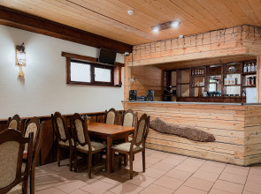 Отель Таулу