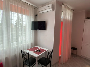 Апартаменты на Берегу Озера Тихое