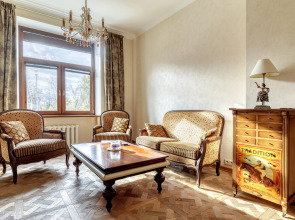 Апартаменты Превосходная квартира у парка Горького