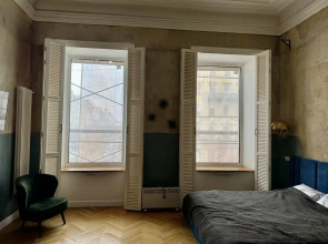 Апартаменты с Видом на Невский