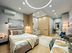 Apartamenty More kvartir s vidom na gory